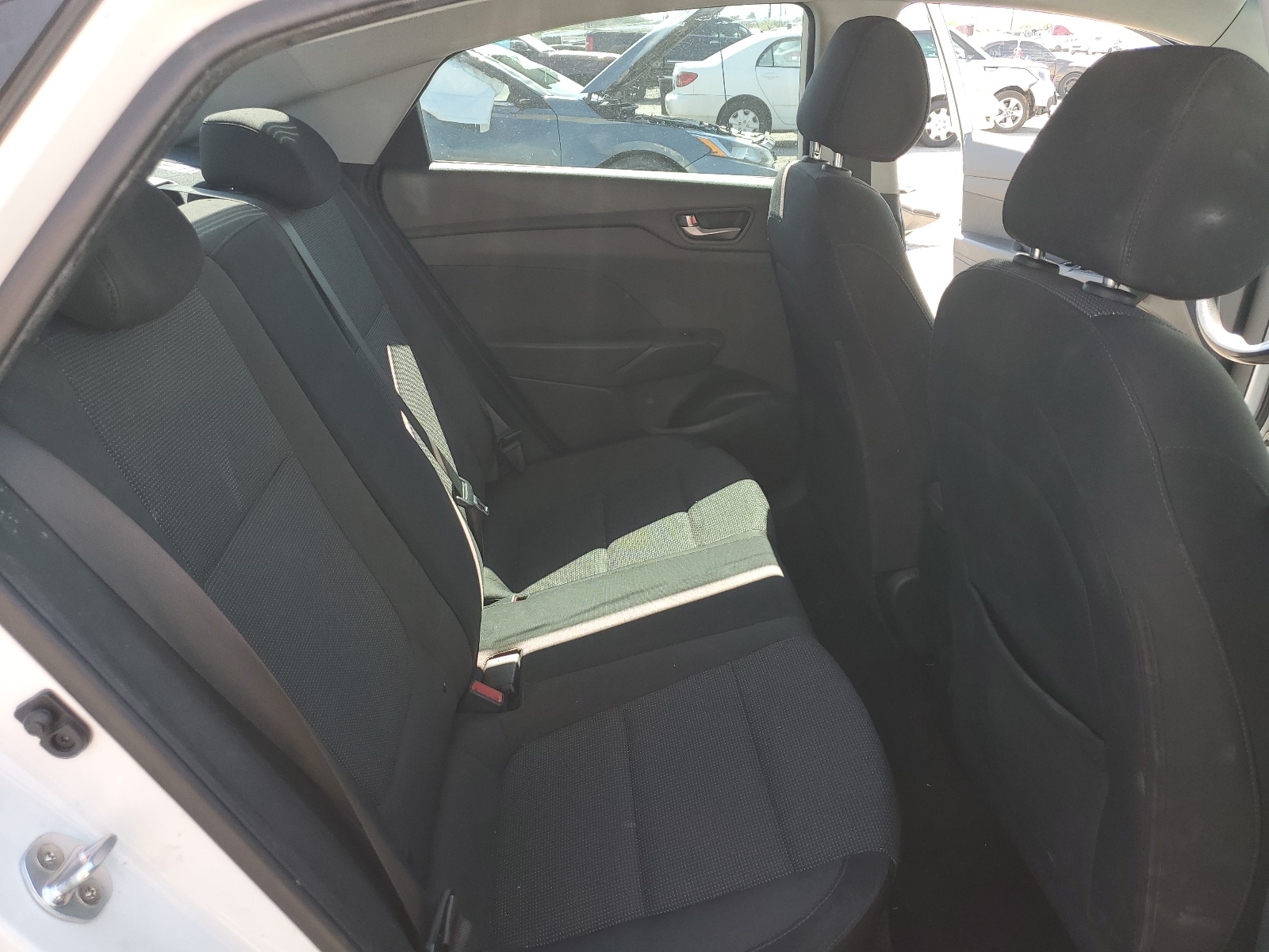 3KPC24A37KE060777 2019 Hyundai Accent Se