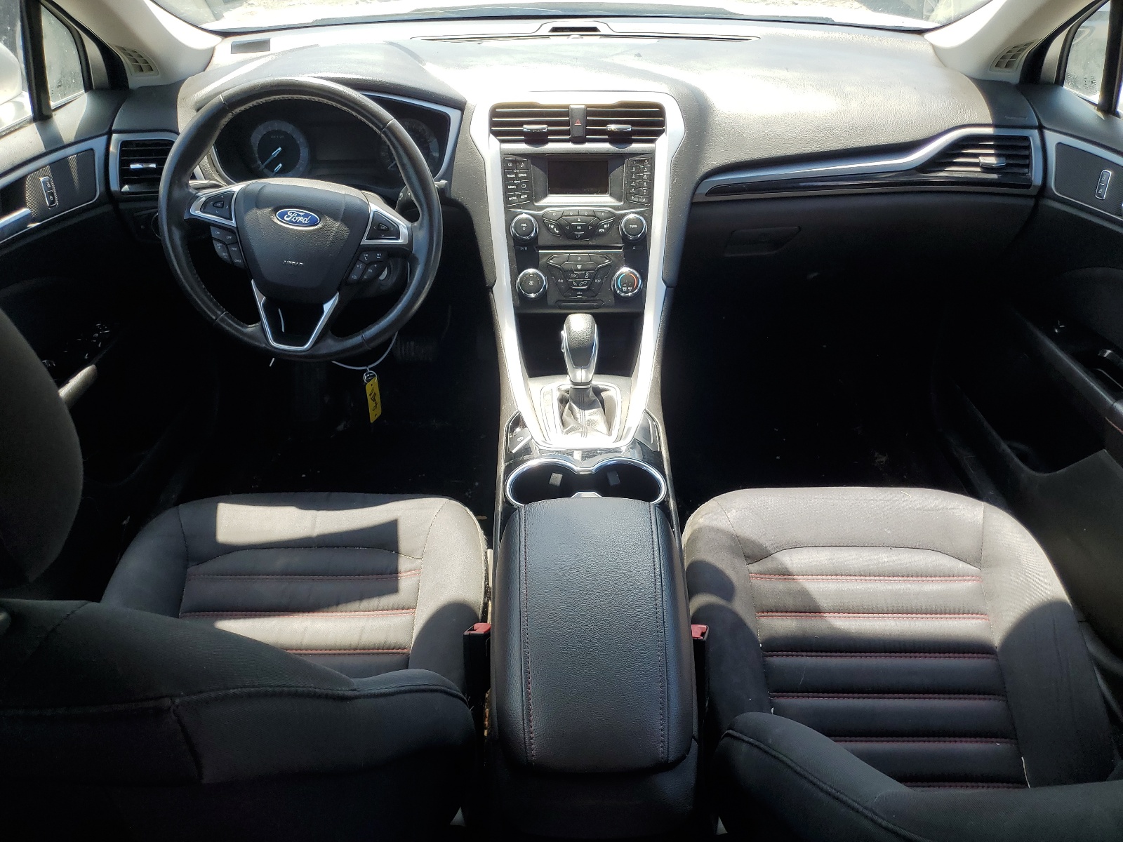 1FA6P0HD2F5106528 2015 Ford Fusion Se