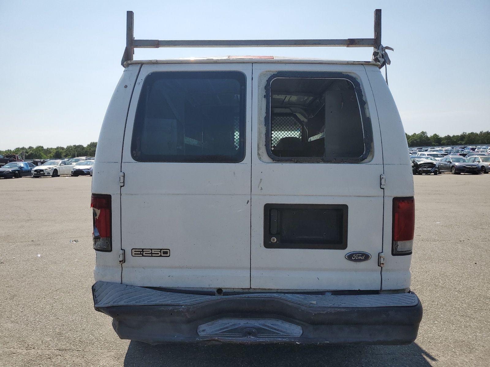 1FTNE24W43HB31312 2003 Ford Econoline E250 Van