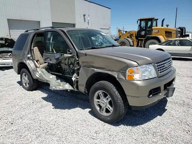 1FMZU63K44UB12869 2004 Ford Explorer Xlt