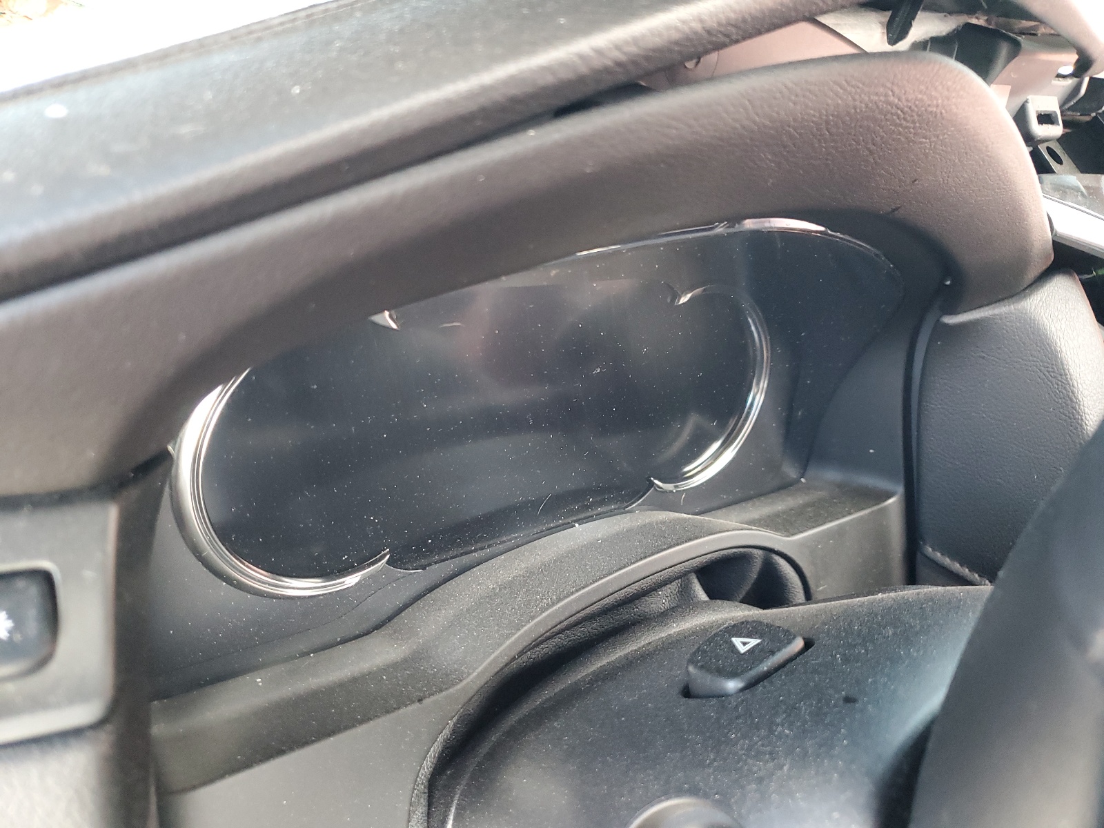 1GYS3HKJ0KR106929 2019 Cadillac Escalade Esv Luxury