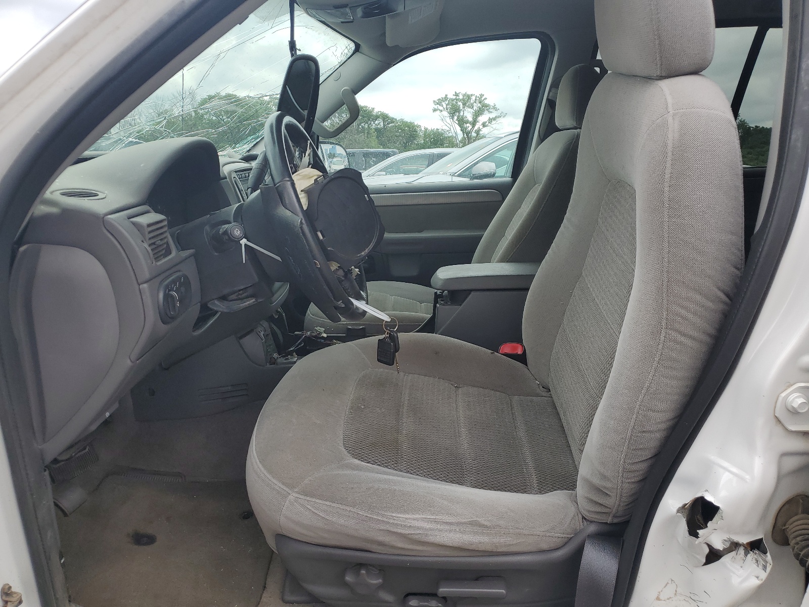 1FMZU73K54ZB36476 2004 Ford Explorer Xlt