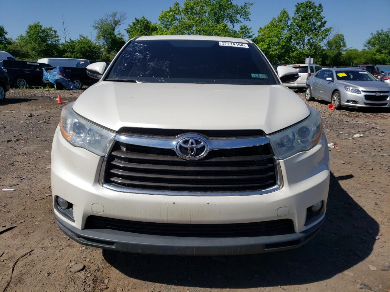 5TDBKRFH5ES018843 2014 Toyota Highlander Le