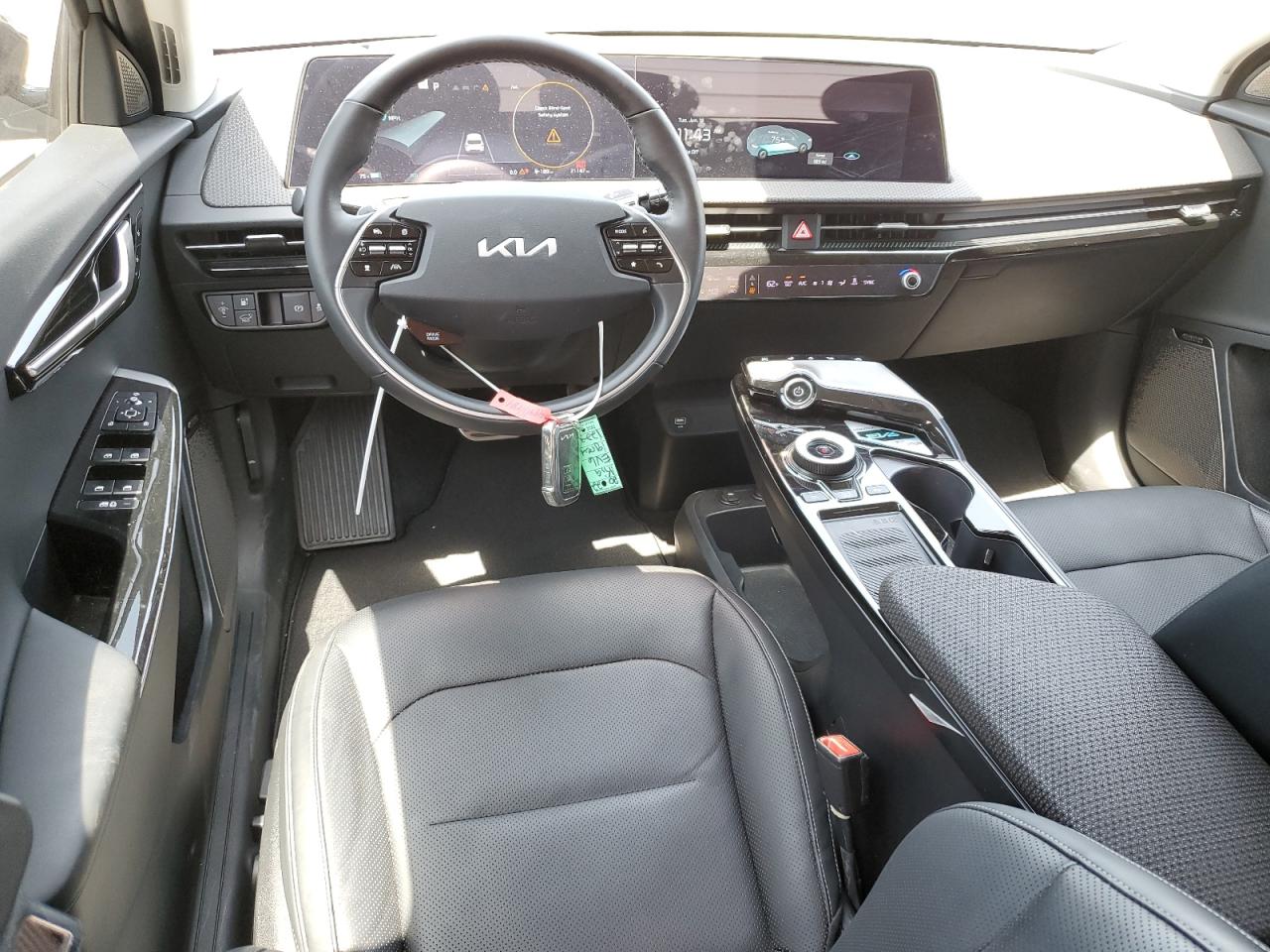 KNDC3DLC8N5040595 2022 Kia Ev6 Light