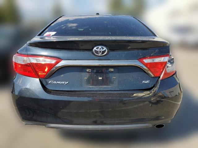  TOYOTA CAMRY 2017 Синий