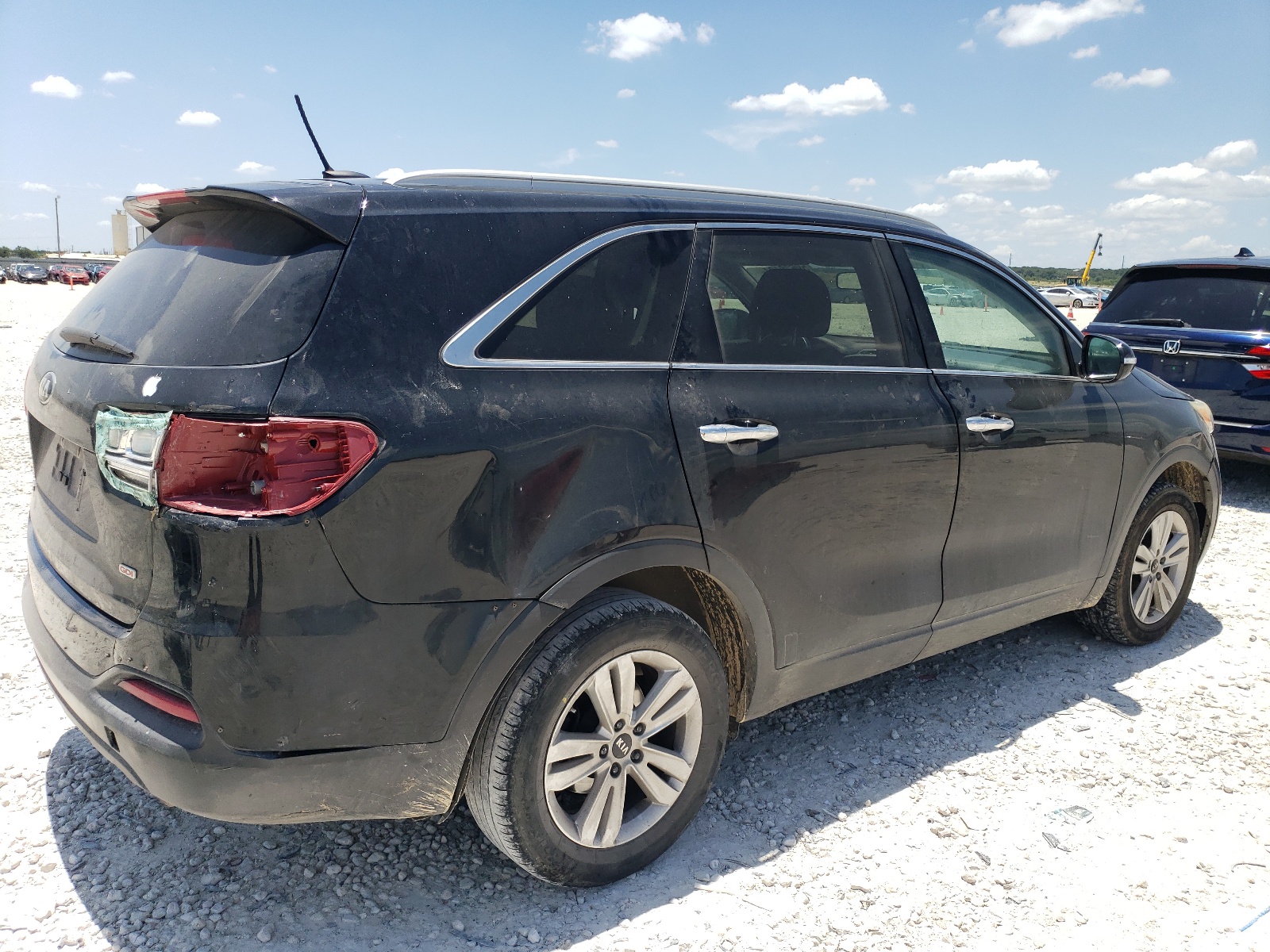 5XYPG4A3XHG271731 2017 Kia Sorento Lx