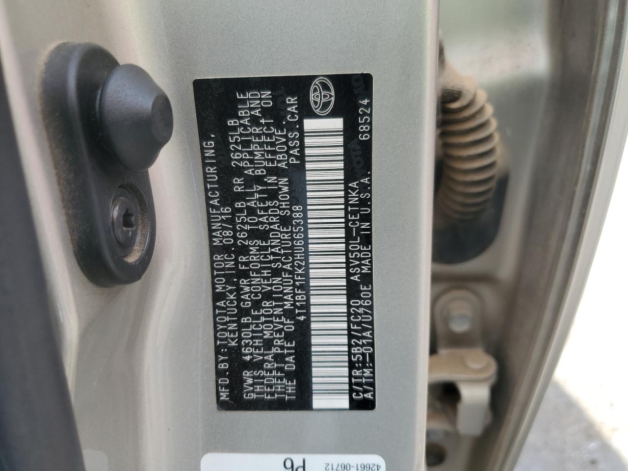 2017 Toyota Camry - Image 12