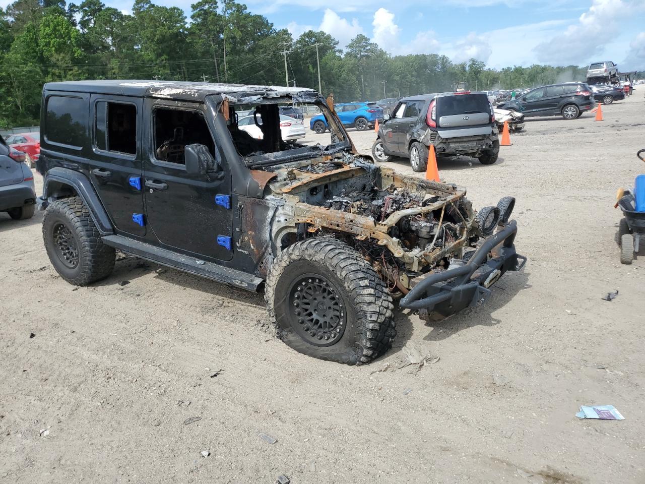 2019 Jeep Wrangler Unlimited Sahara VIN: 1C4HJXEG0KW579392 Lot: 60469314