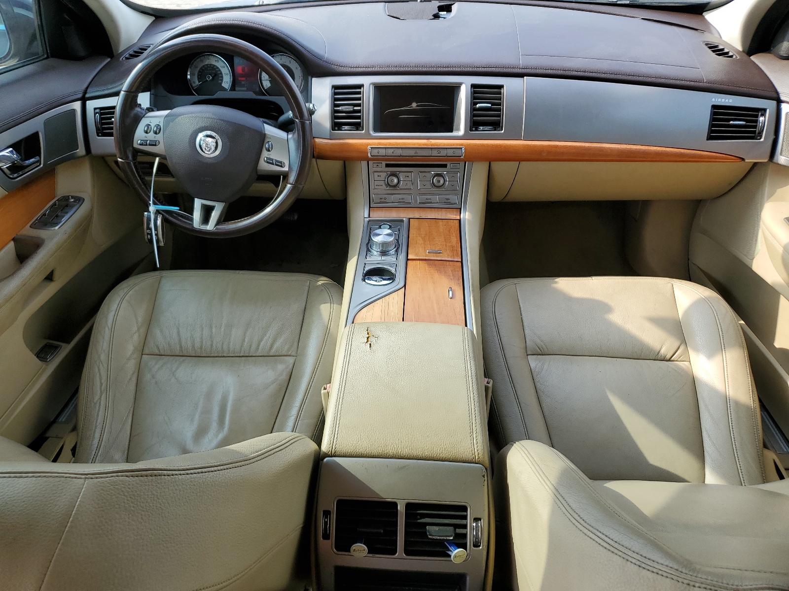 SAJWA0FA3AHR54057 2010 Jaguar Xf Luxury