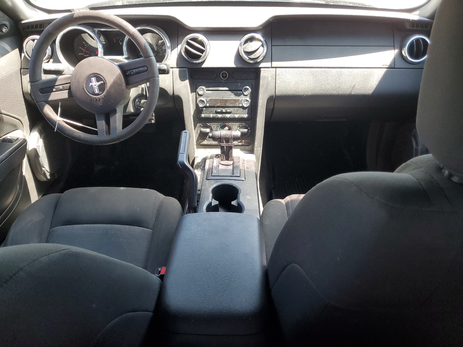 1ZVHT80N585146975 2008 Ford Mustang