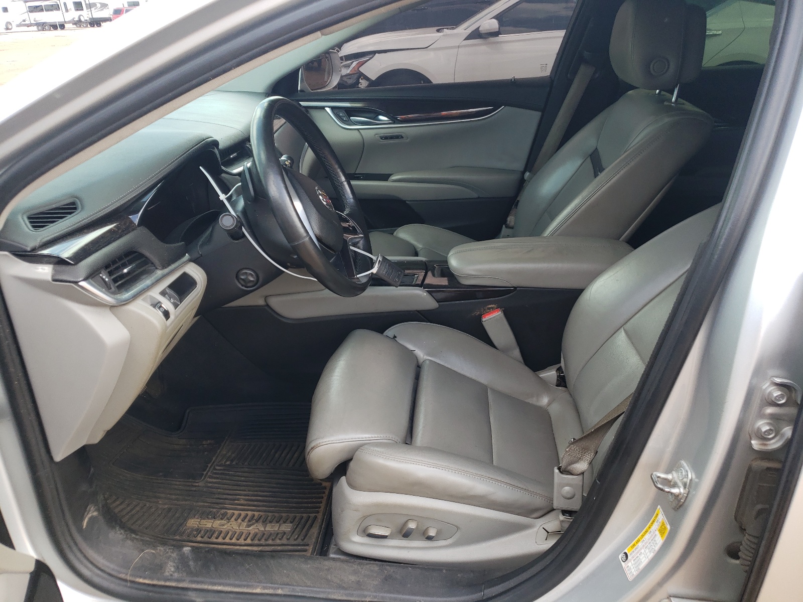 2G61M5S37E9229627 2014 Cadillac Xts Luxury Collection