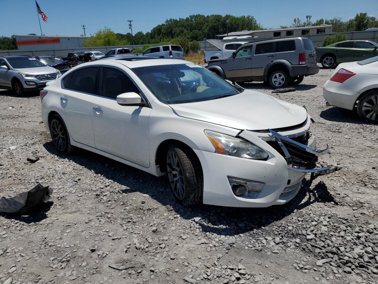 2014 Nissan Altima - Image 4