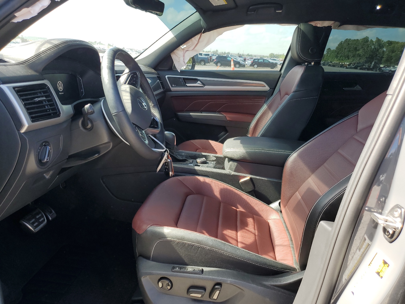 1V2FE2CA4PC215352 2023 Volkswagen Atlas Cross Sport Sel Premium R-Line