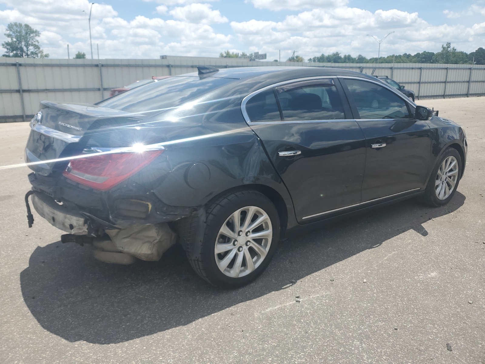 1G4GB5G37FF214149 2015 Buick Lacrosse