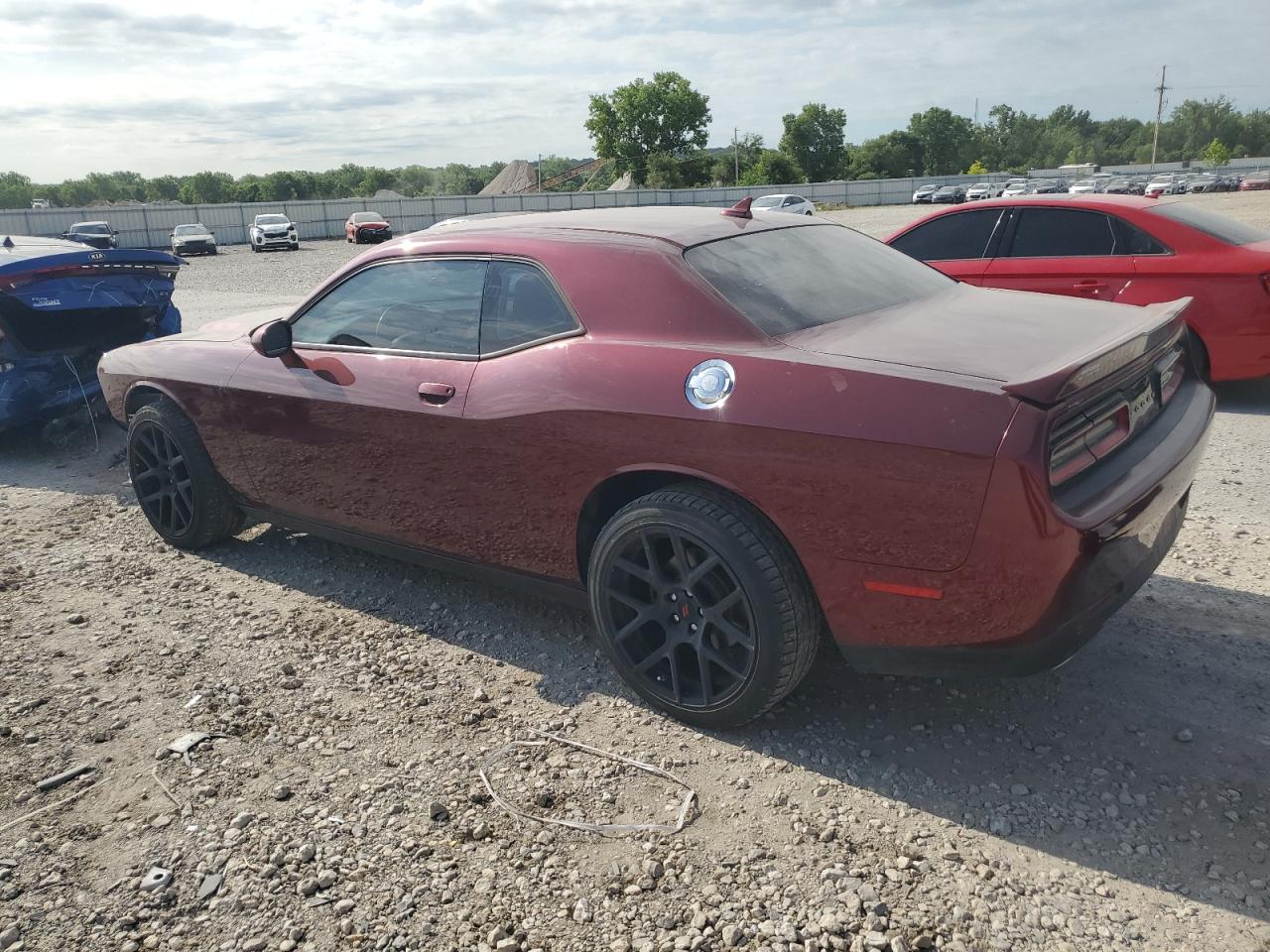 2C3CDZGG5HH574744 2017 DODGE CHALLENGER - Image 2