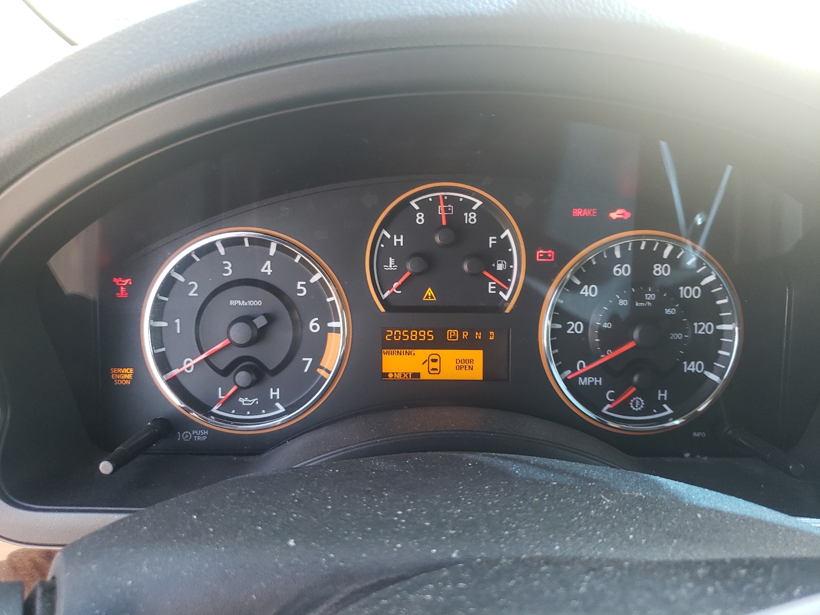 5N1BA0ND0BN611911 2011 Nissan Armada Sv