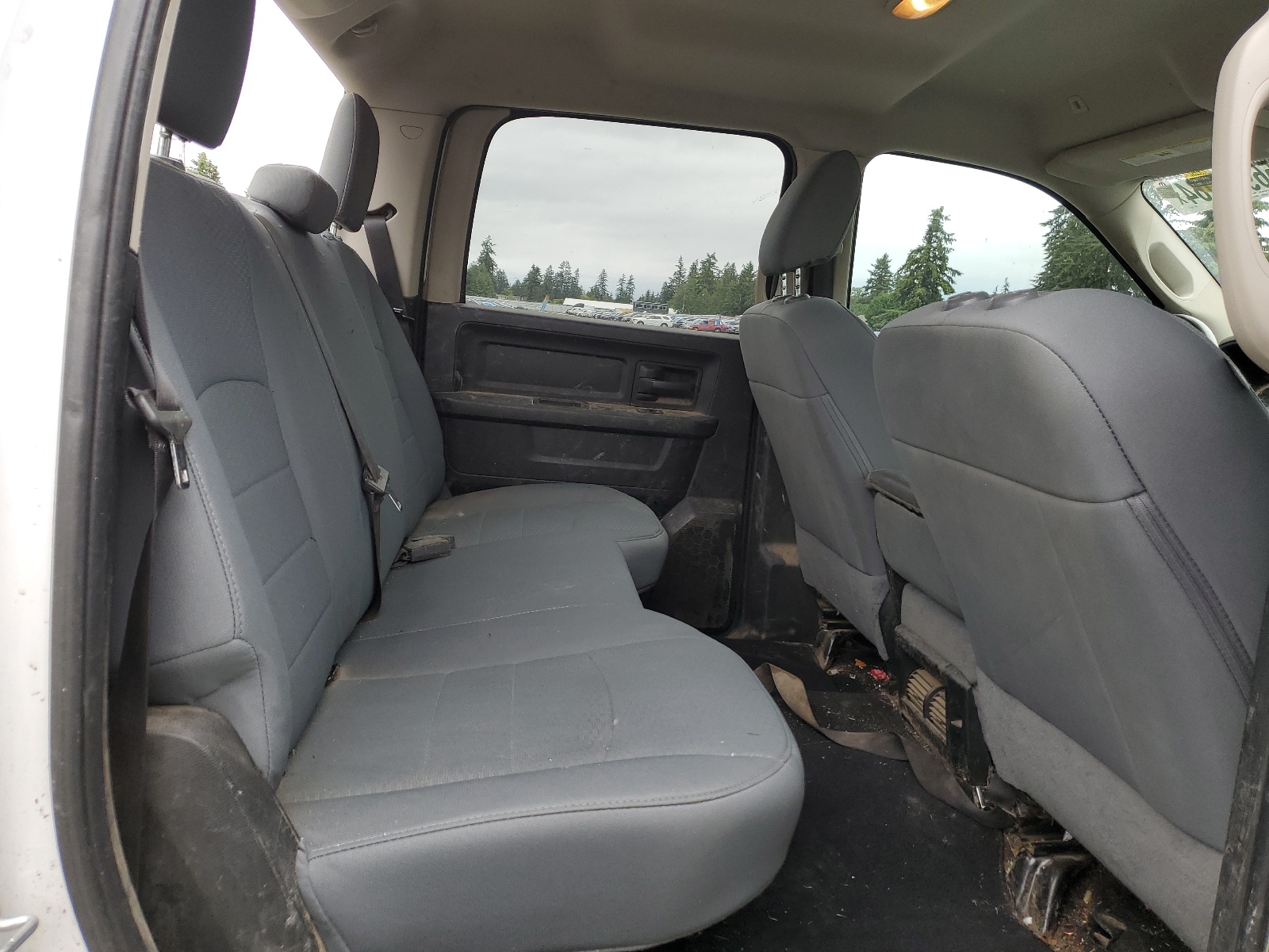 1C6RR7ST4JS186071 2018 Ram 1500 St