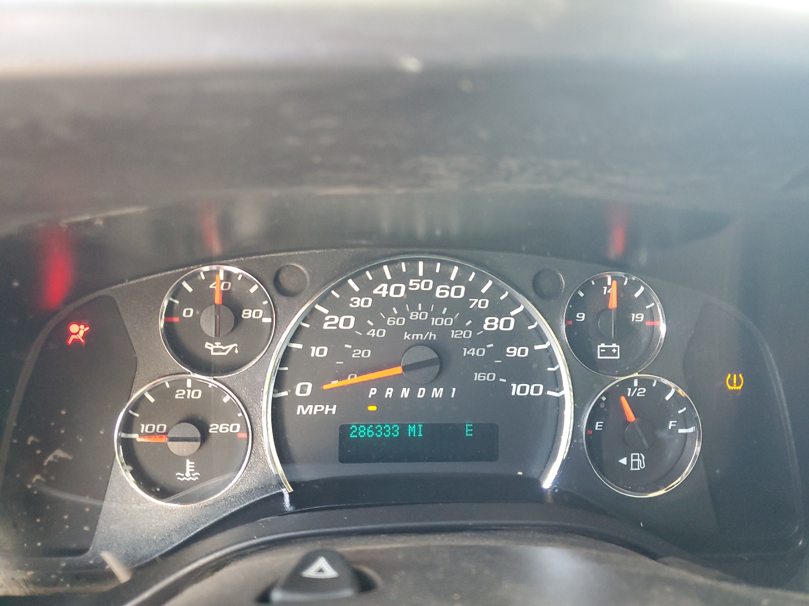 1GCWGFCAXD1103987 2013 Chevrolet Express G2500