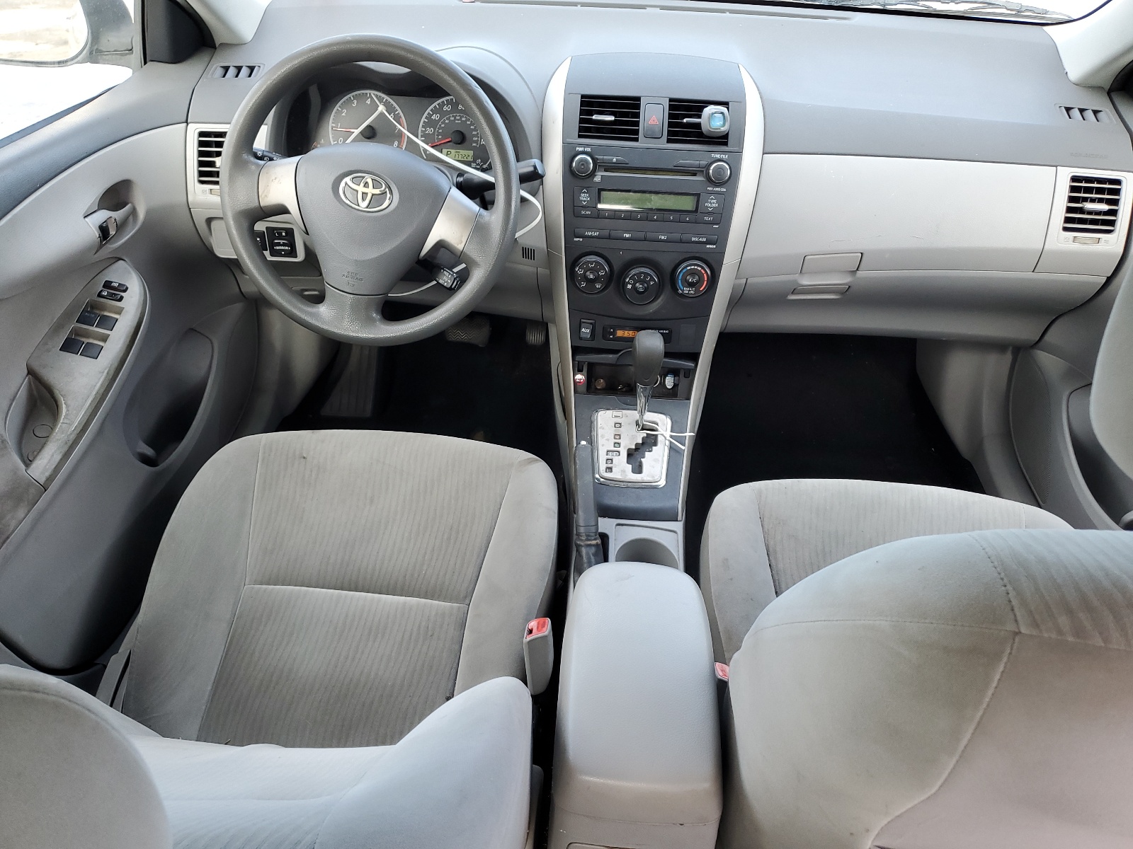 1NXBU4EE5AZ245228 2010 Toyota Corolla Base