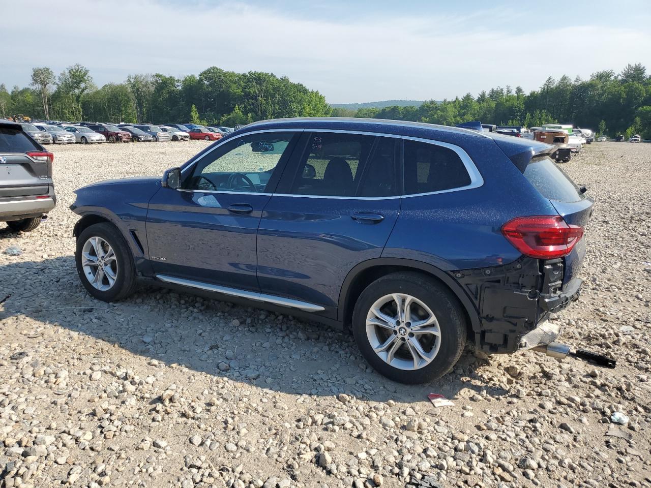 5UXTR9C58JLD60357 2018 BMW X3 - Image 2