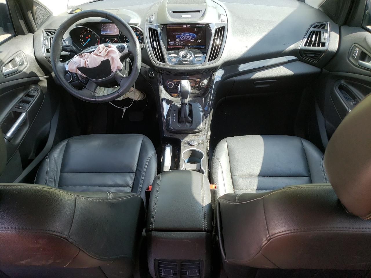 2015 Ford Escape Titanium VIN: 1FMCU9J97FUA04921 Lot: 61049154