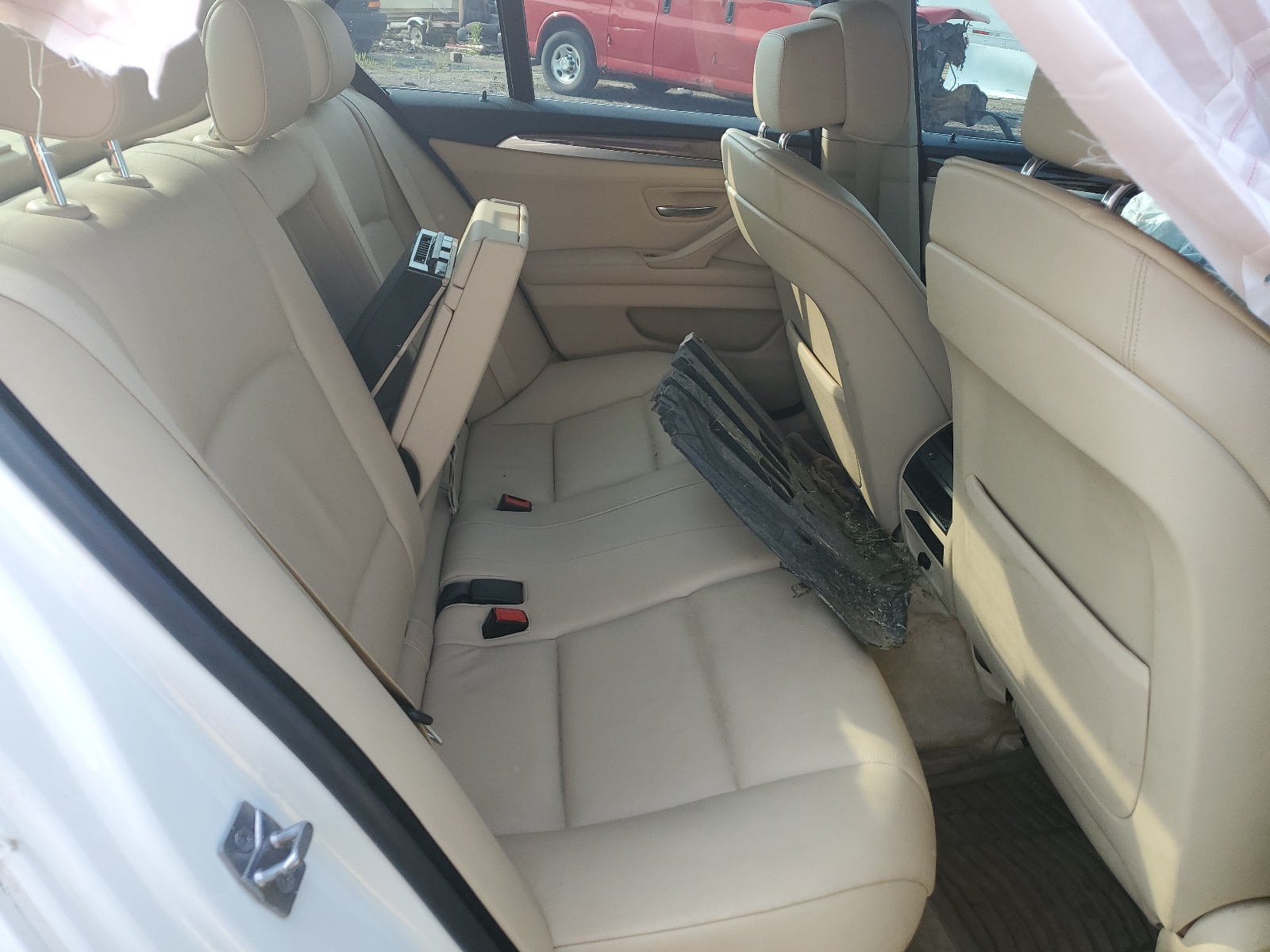 WBAXH5C58CDW04305 2012 BMW 528 Xi