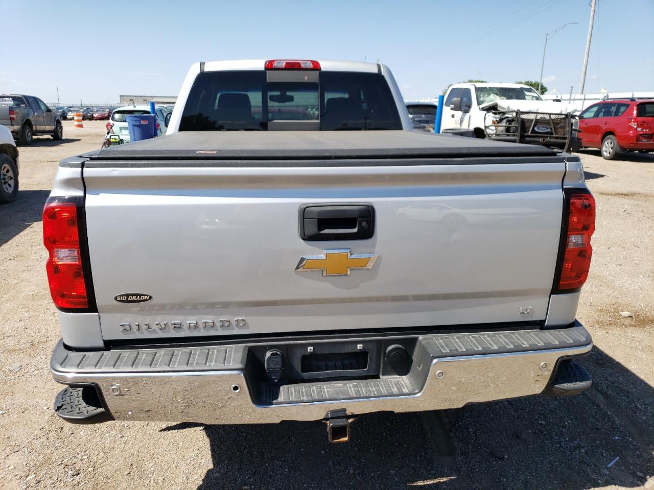 1GCVKREC0FZ221139 2015 Chevrolet Silverado K1500 Lt