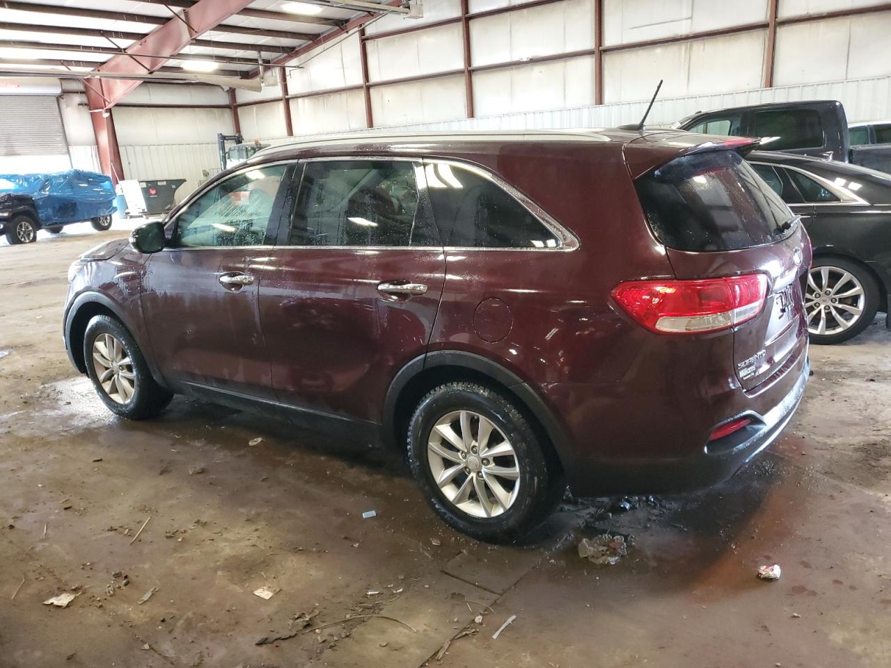 2016 Kia Sorento - Image 2