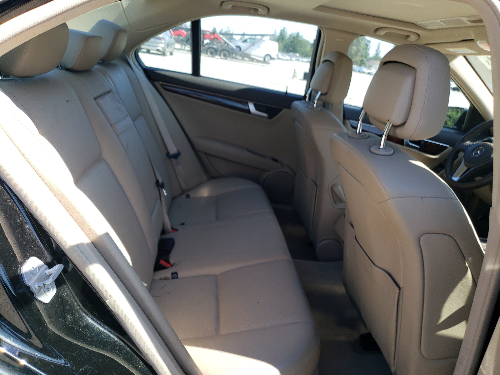 WDDGF4HB4CR215283 2012 Mercedes-Benz C 250