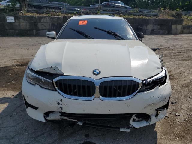 3MW5R7J01L8B23333 BMW 3 Series 330XI 5