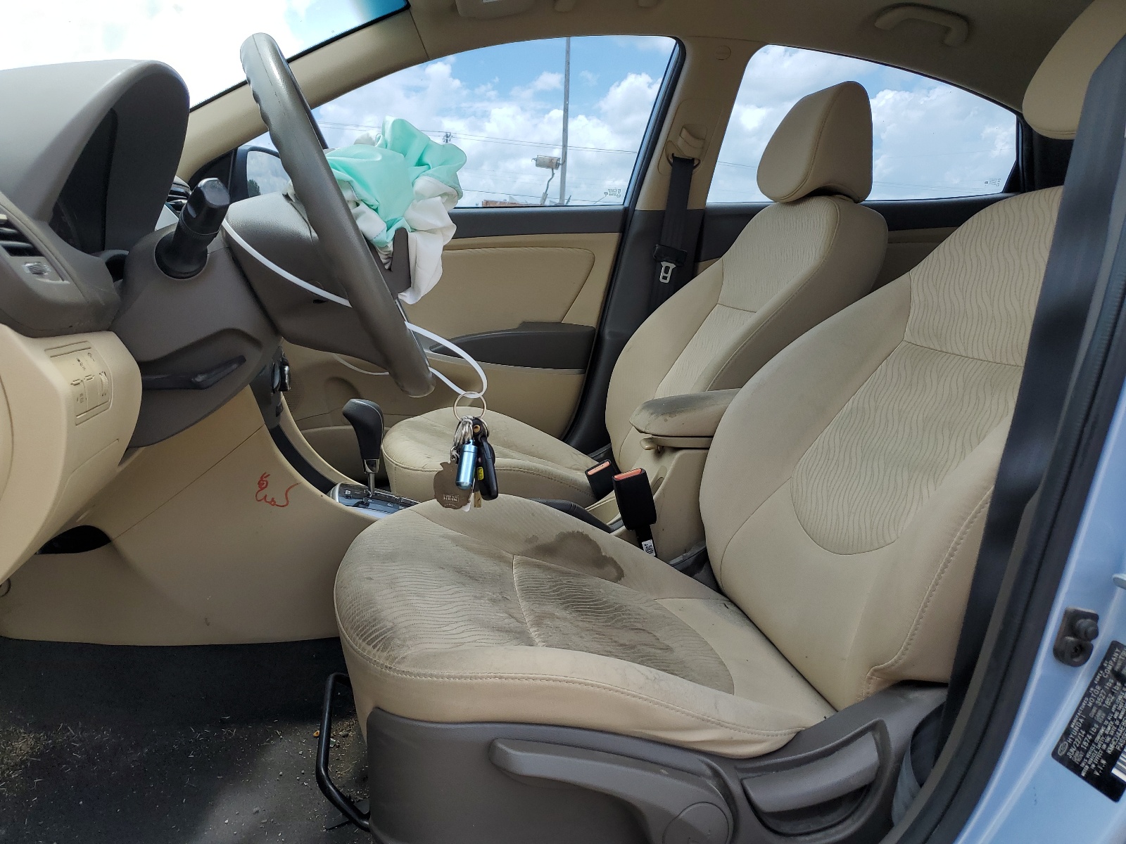 KMHCU4AE8EU751569 2014 Hyundai Accent Gls