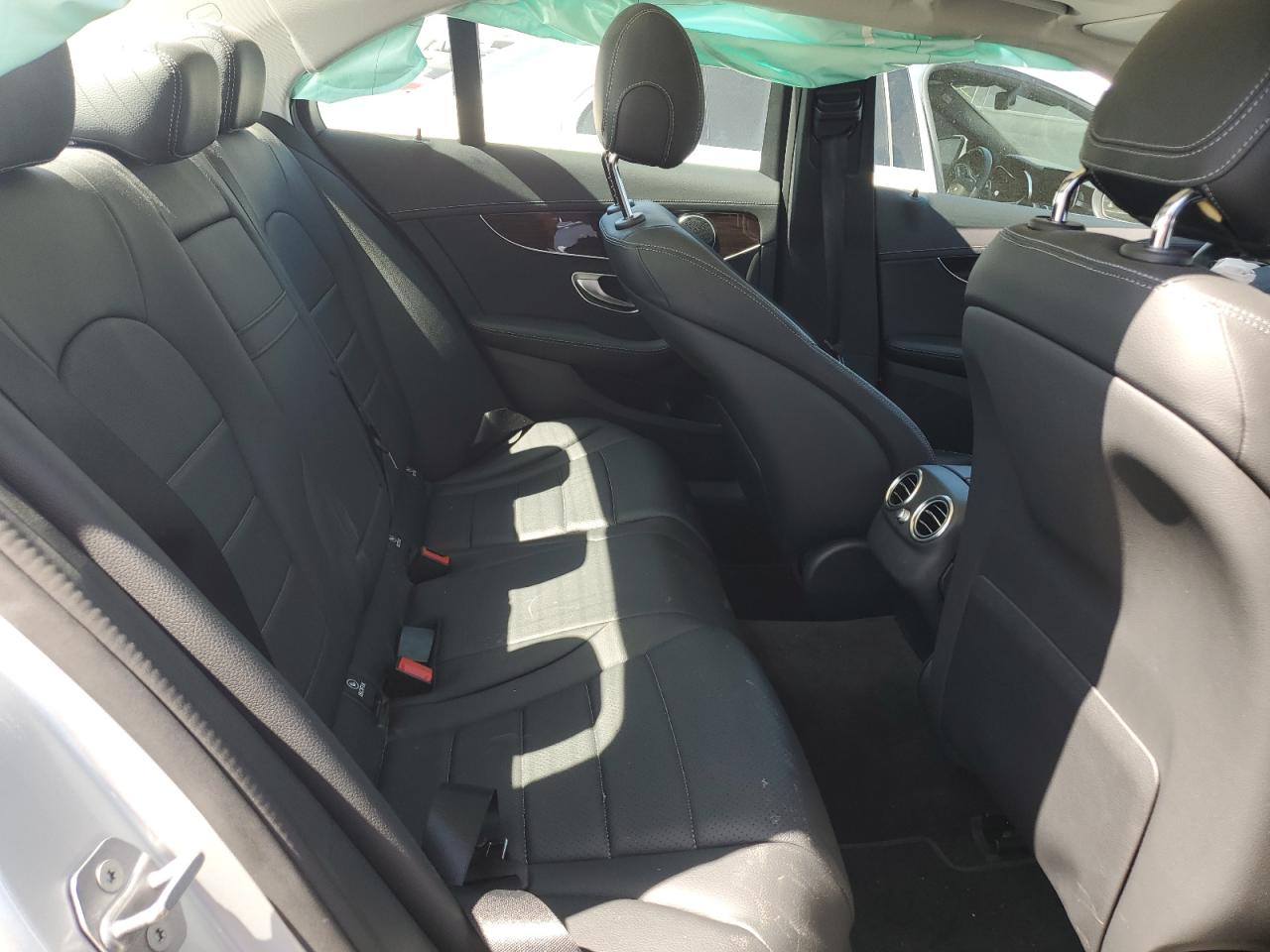 2016 Mercedes-Benz C 300 VIN: 55SWF4JB4GU170291 Lot: 58922634