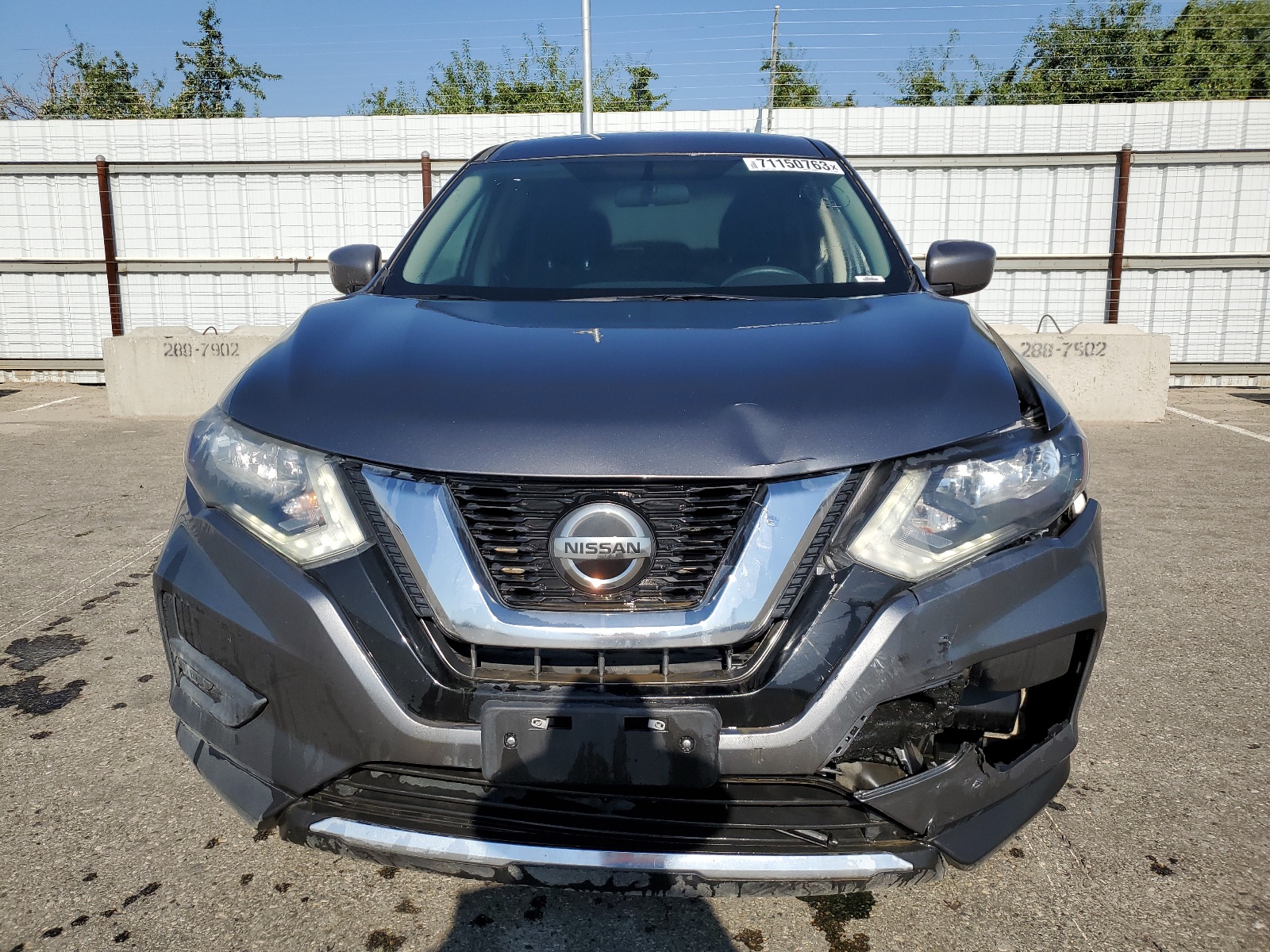 2018 Nissan Rogue S vin: 5N1AT2MT6JC751823