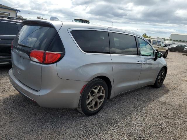 Мінівени CHRYSLER PACIFICA 2017 Сріблястий