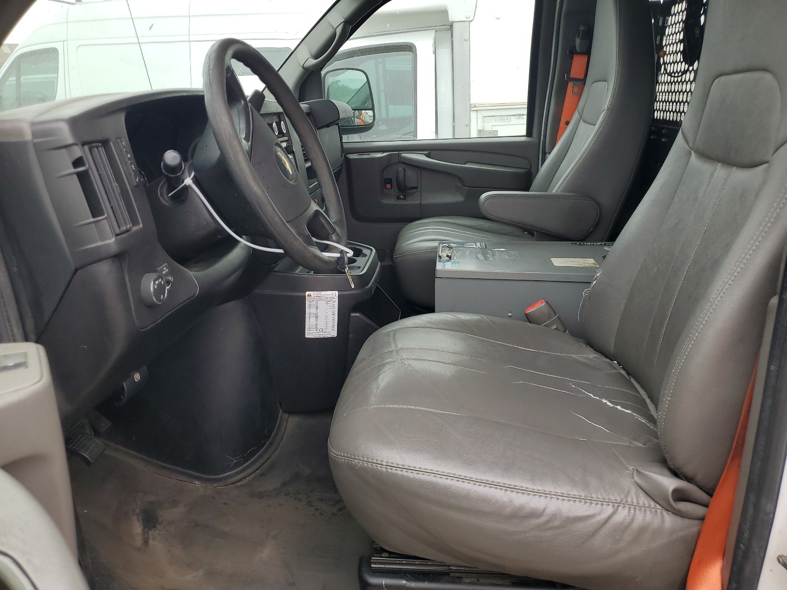 1GCWGFCB3E1133830 2014 Chevrolet Express G2500
