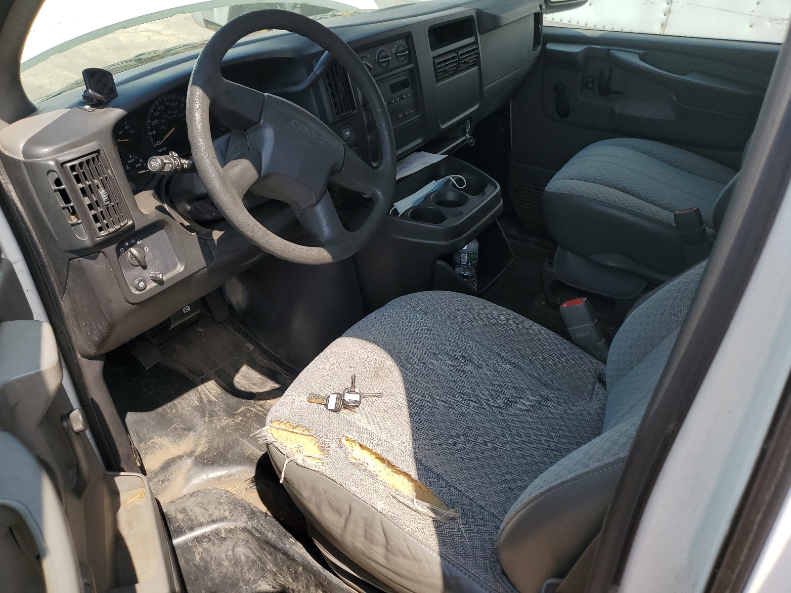 1GDHG31U041100970 2004 GMC Savana Cutaway G3500