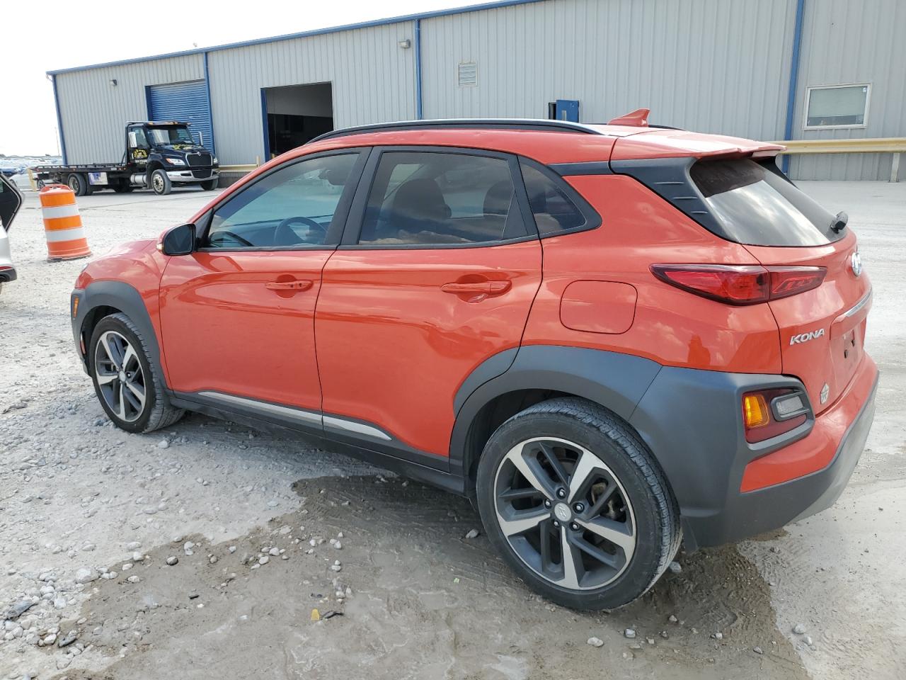 KM8K3CA53LU569199 2020 HYUNDAI KONA - Image 2