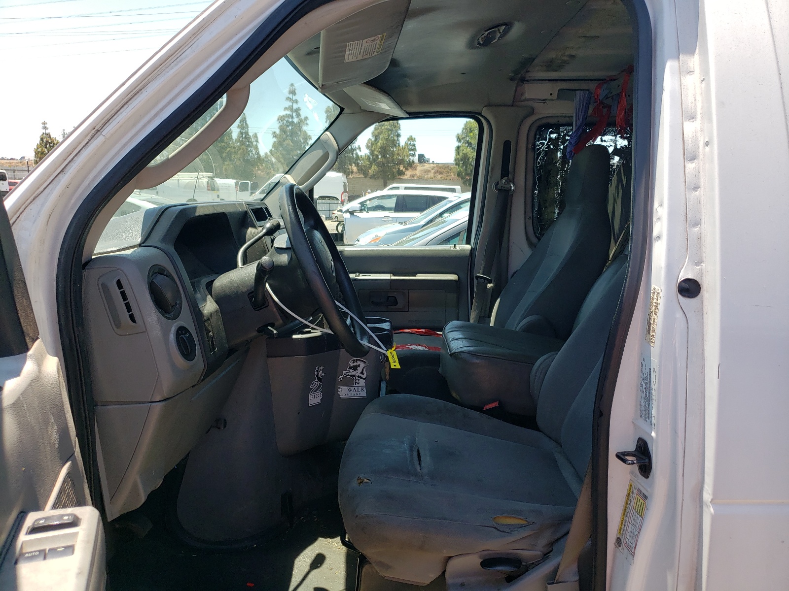 1FTNE2EW8BDA57414 2011 Ford Econoline E250 Van