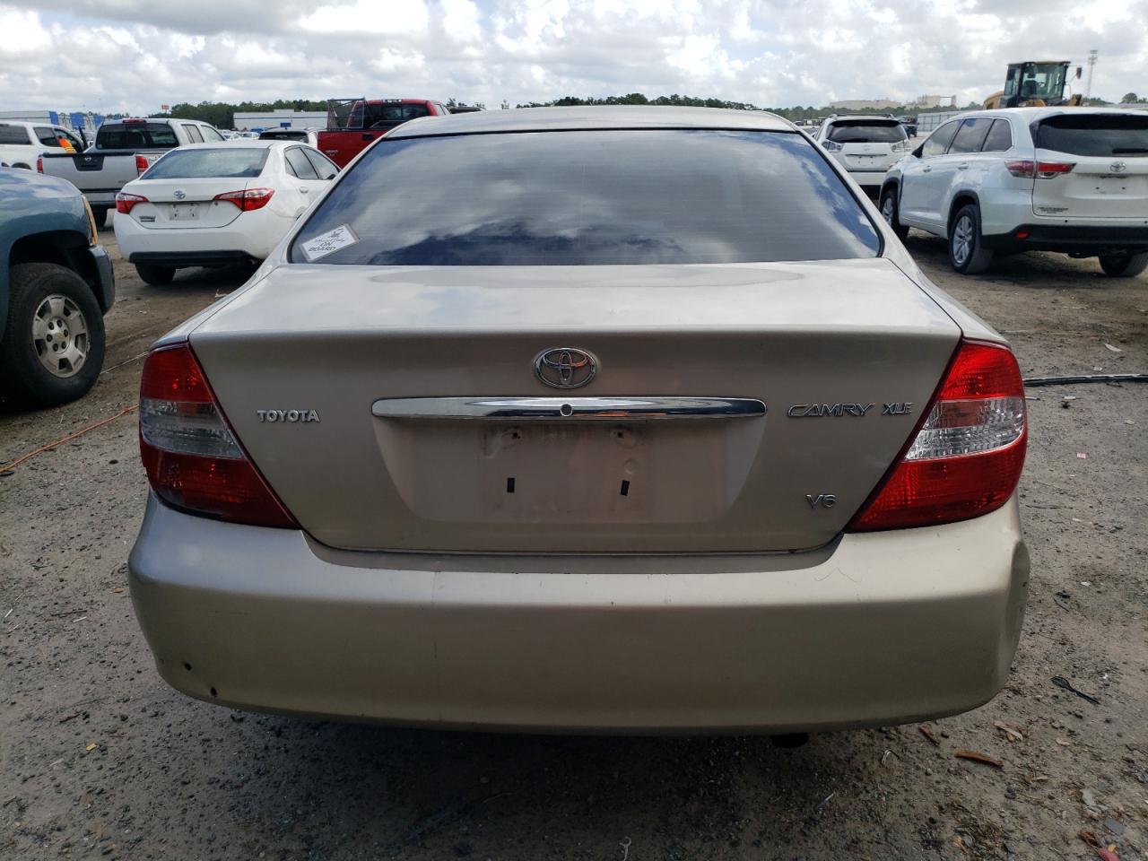 4T1BF30K43U044778 2003 Toyota Camry Le