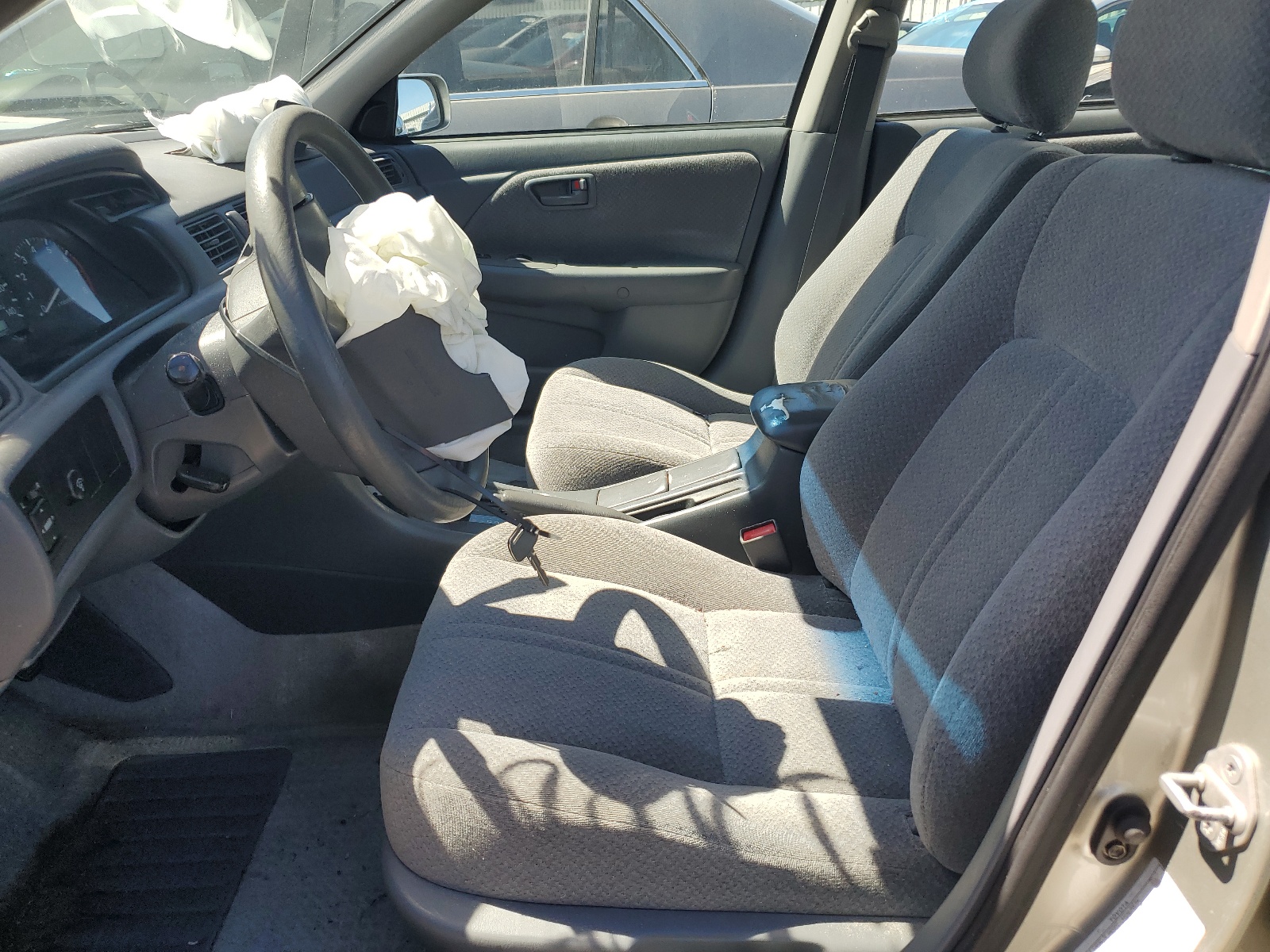 JT2BG22K4Y0522780 2000 Toyota Camry Ce