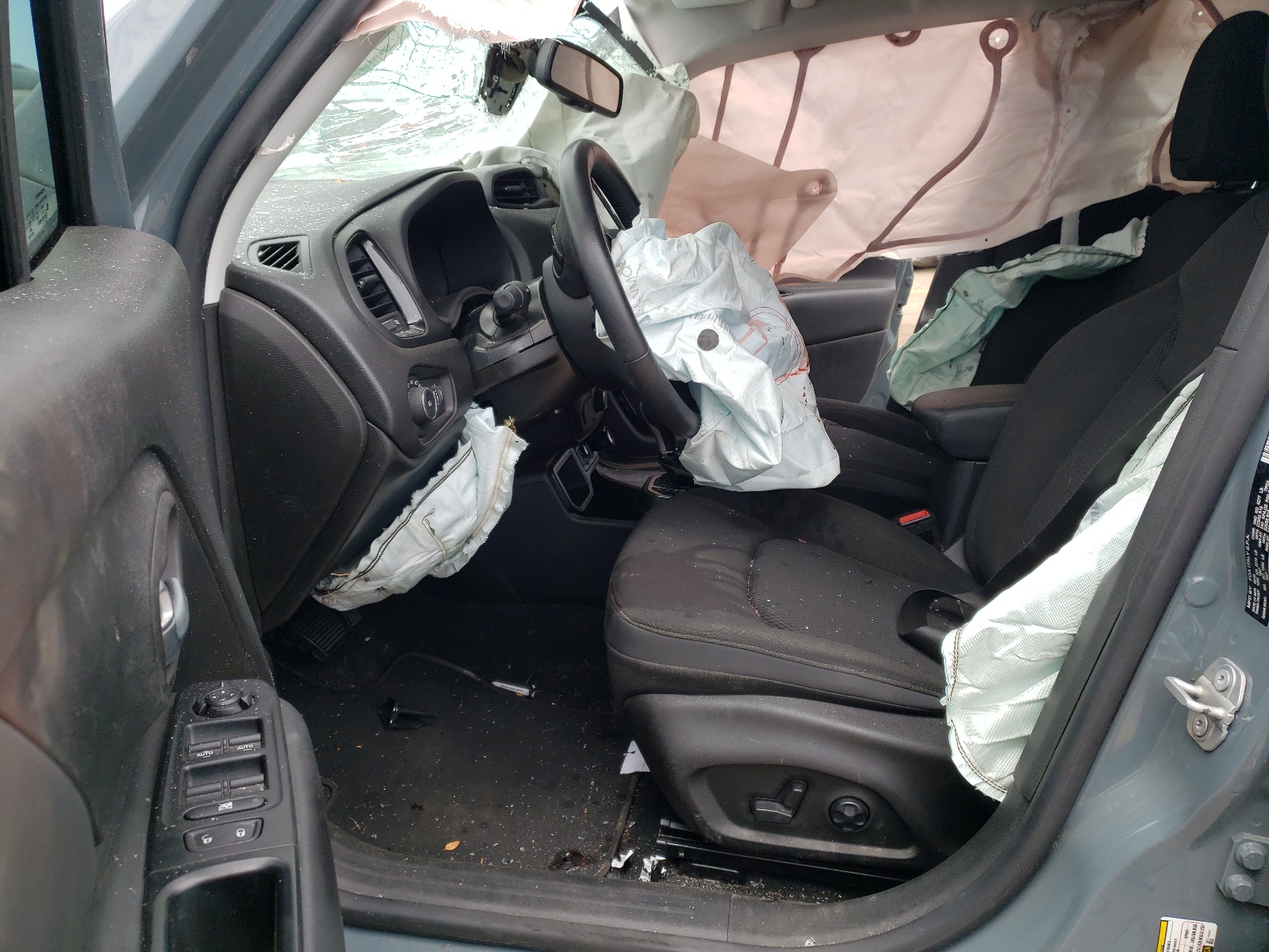 ZACCJABB9JPH81031 2018 Jeep Renegade Latitude