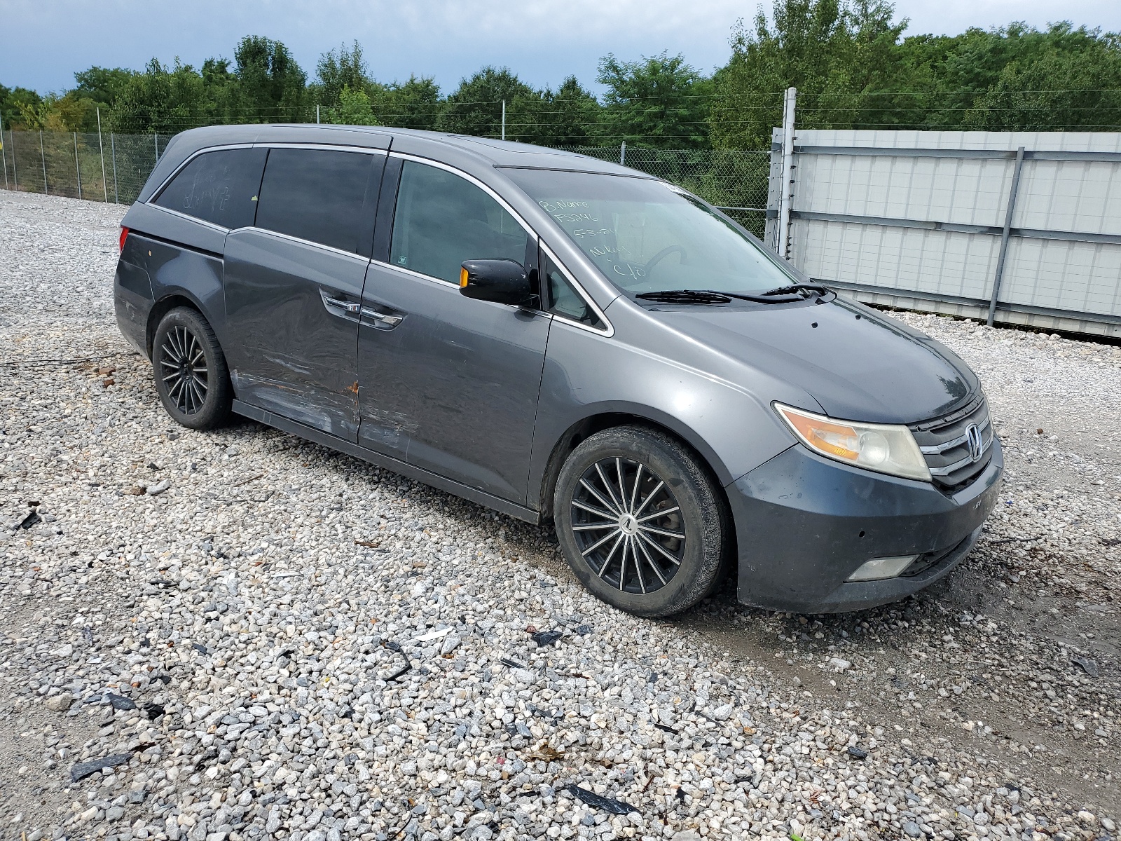 2012 Honda Odyssey Touring vin: 5FNRL5H98CB069409