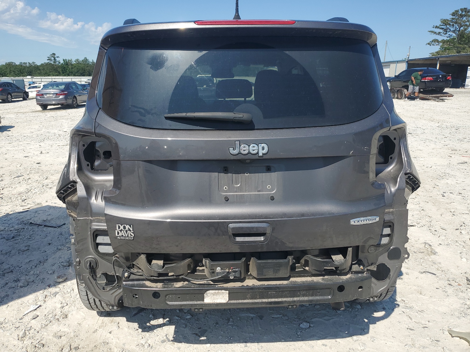 ZACNJABB1LPL90898 2020 Jeep Renegade Latitude