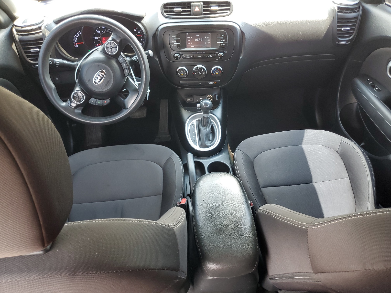 KNDJN2A21G7333455 2016 Kia Soul