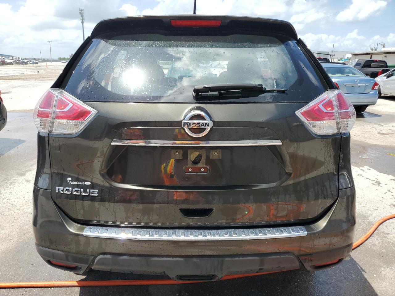 2016 Nissan Rogue S VIN: JN8AT2MT8GW002814 Lot: 59914244