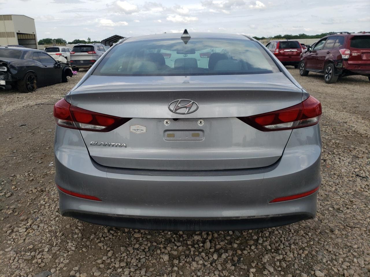 5NPD84LF1HH011220 2017 Hyundai Elantra Se