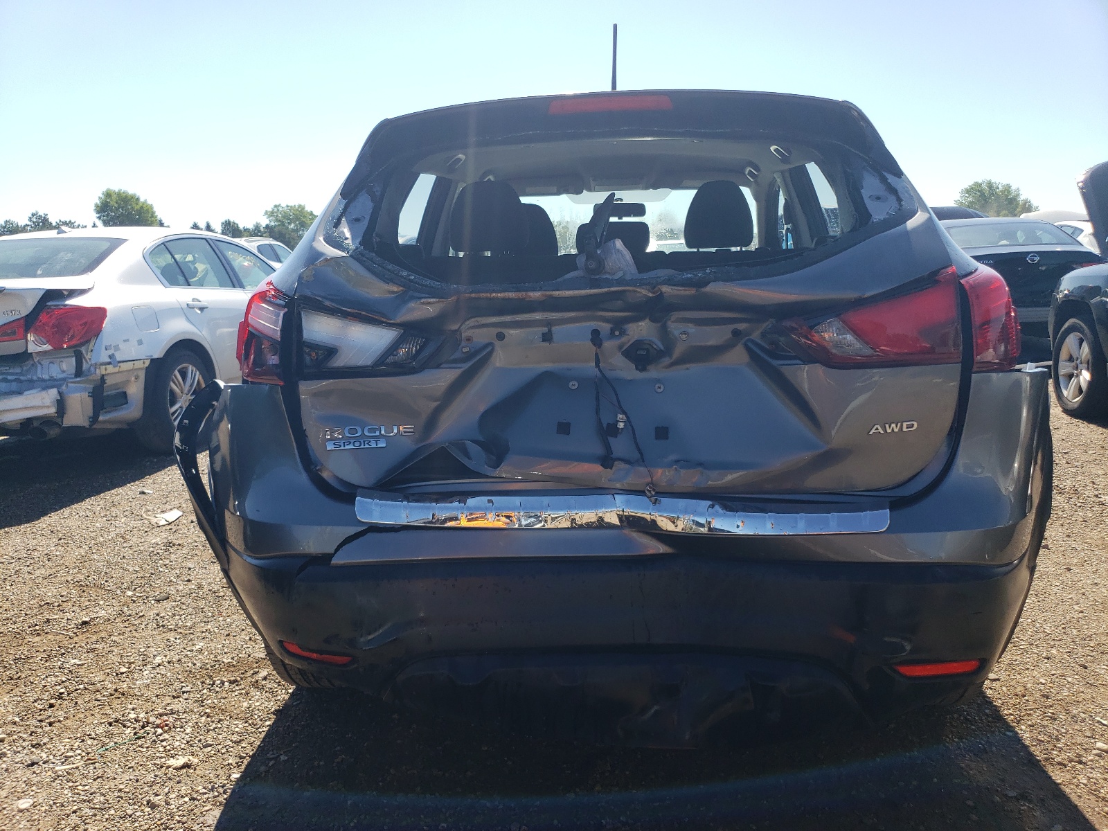 JN1BJ1CR8JW268480 2018 Nissan Rogue Sport S
