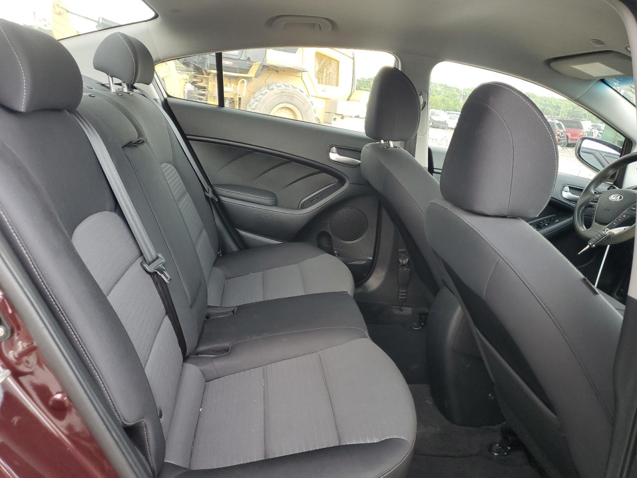 2018 Kia Forte Lx VIN: 3KPFL4A74JE190656 Lot: 56121854