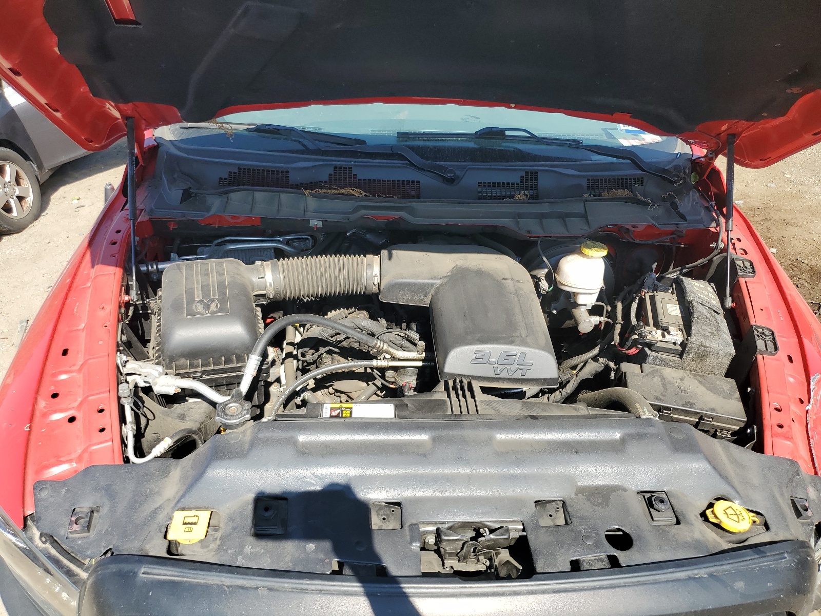 1C6RR7GG6KS724508 2019 Ram 1500 Classic Slt