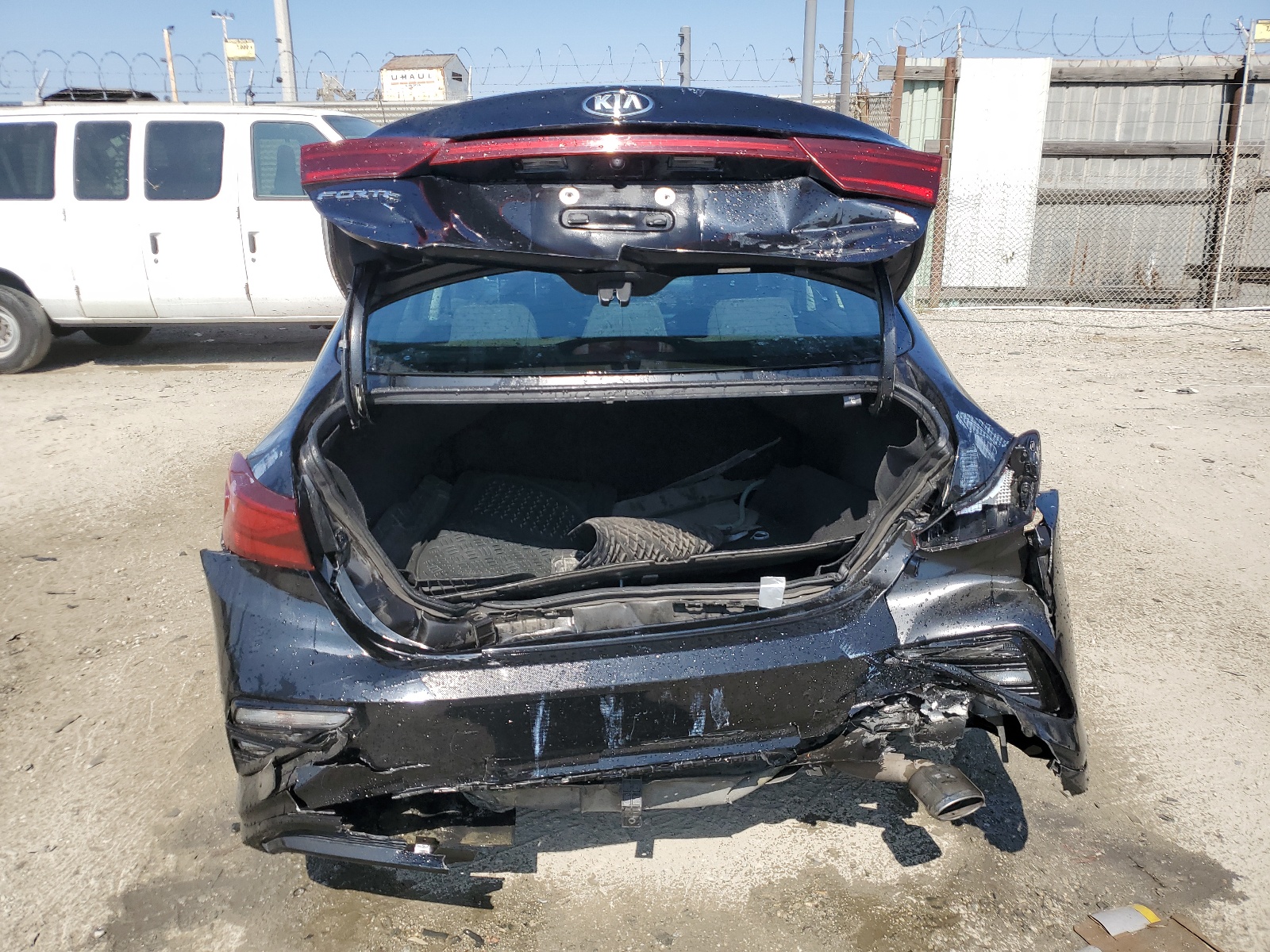 3KPF24AD4KE093449 2019 Kia Forte Fe